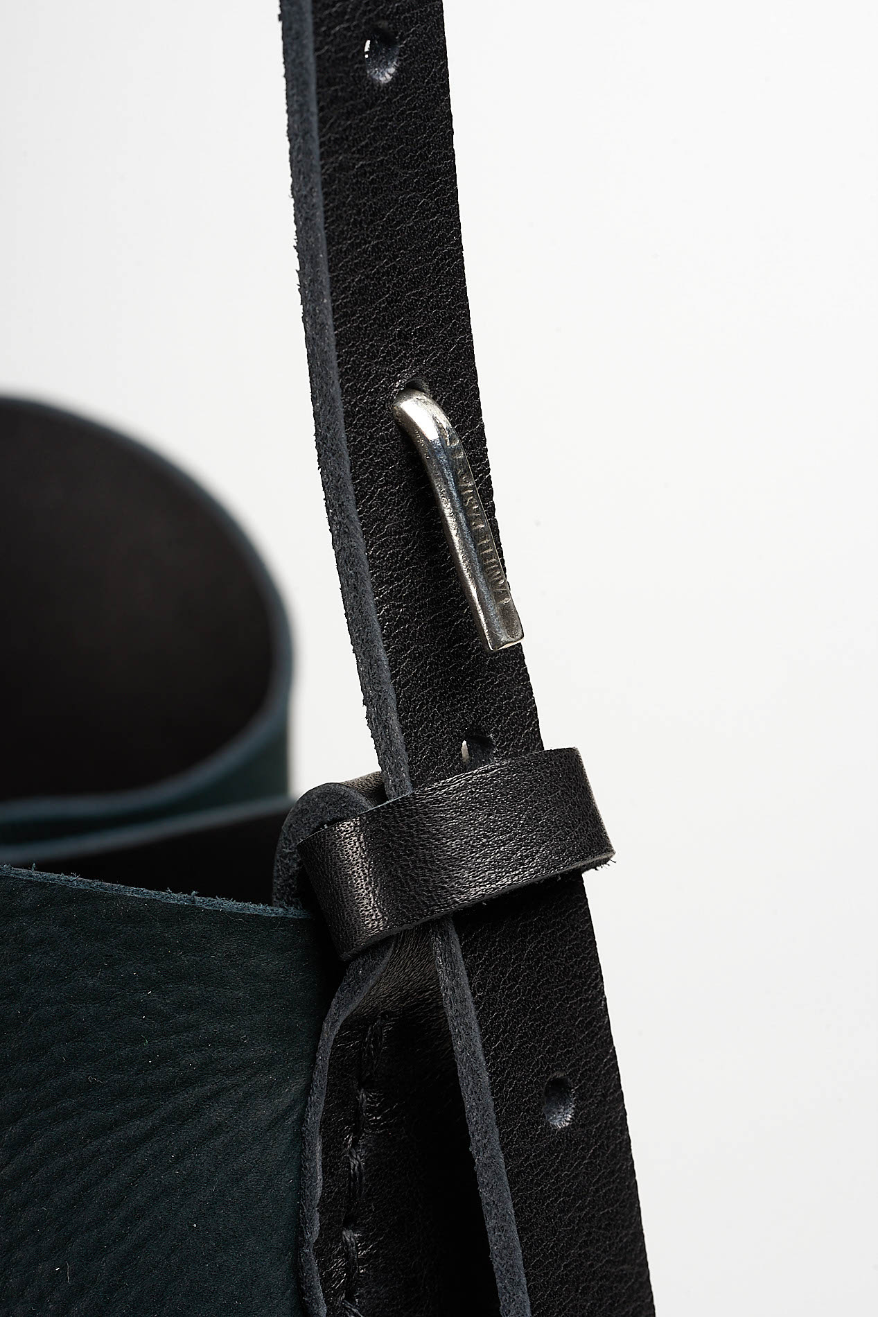 daniele basta leather and silver bags - DETAIL 3